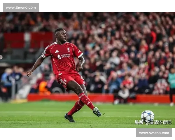 前曼联铁卫力荐双星：姆贝莫锋线利刃 + 库尼亚中场新核