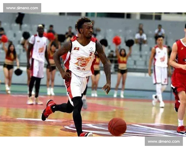 亚锦赛场地乱象引众怒：冠军们的 “生存挑战”