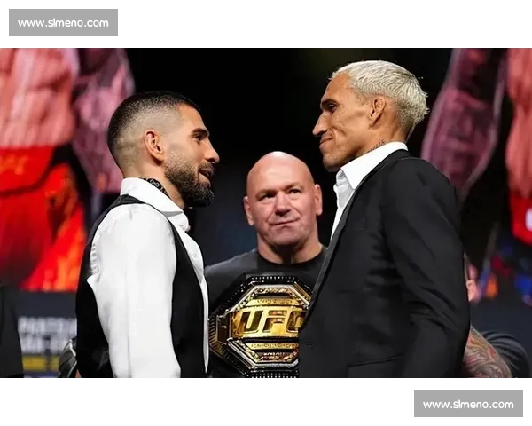 UFC 317 双冠王诞生!托普里亚首回合 KO 奥利维拉,赛后放言挑战次中量级 UFC 317 双冠王诞生!托普里亚首回合 KO 奥利维拉,赛后放言挑战次中量级